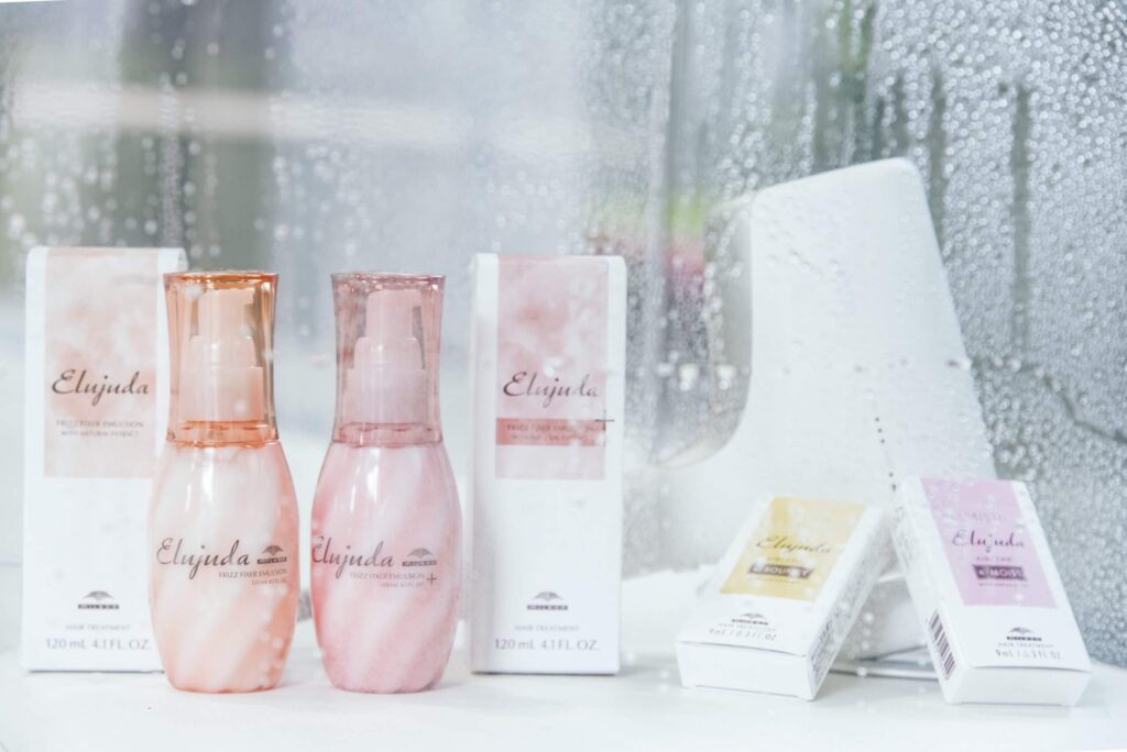 梅雨の湿気に負けない髪へ！うねりケアの頼れるタッグ「エルジューダ」×「エルミスタ」